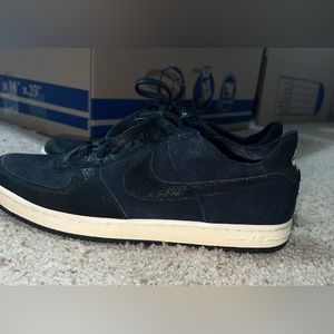 Womens Nike Air Force 1 Light Low “decons” All Black Size 9.. good condition